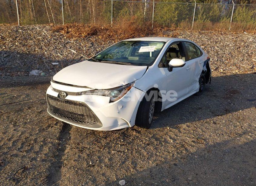 Photo 2 of 2021 Toyota Corolla LE (VIN 5YFEPMAE6MP234156)