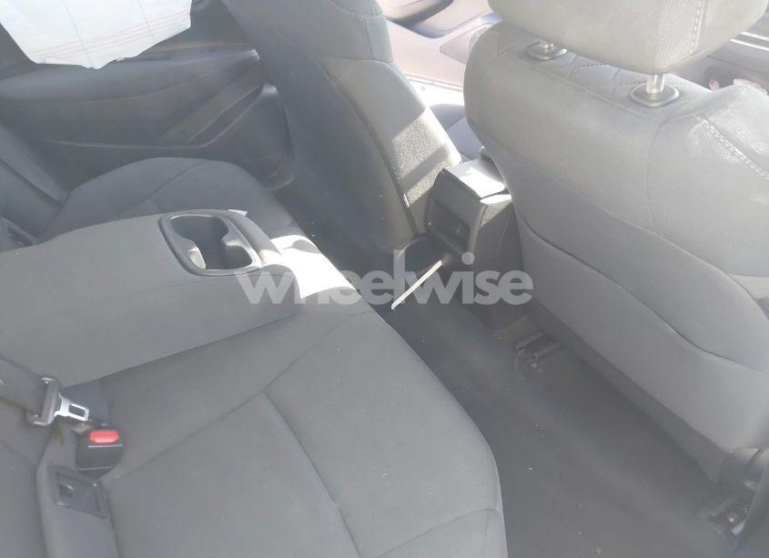 Photo 8 of 2021 Toyota Corolla LE (VIN 5YFEPMAE6MP236103)