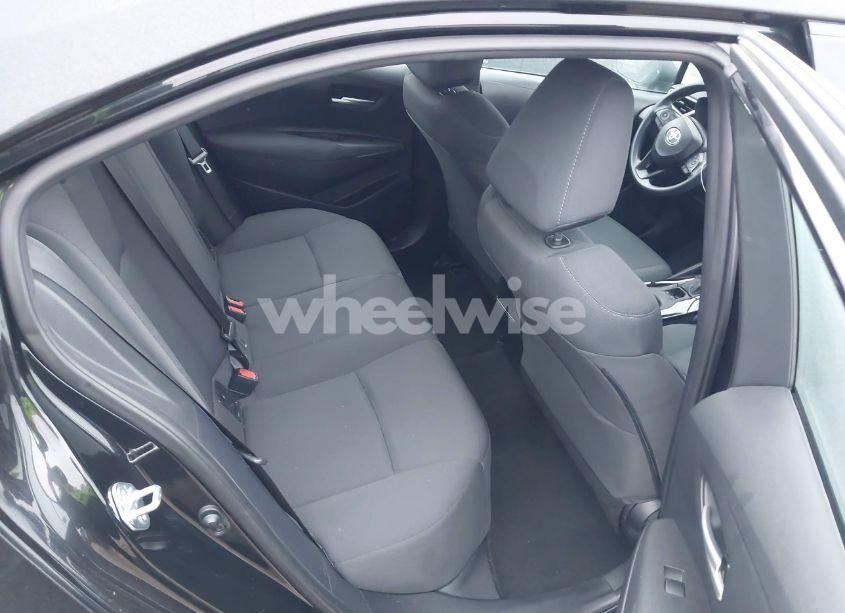 Photo 8 of 2021 Toyota Corolla LE (VIN 5YFEPMAE6MP239132)