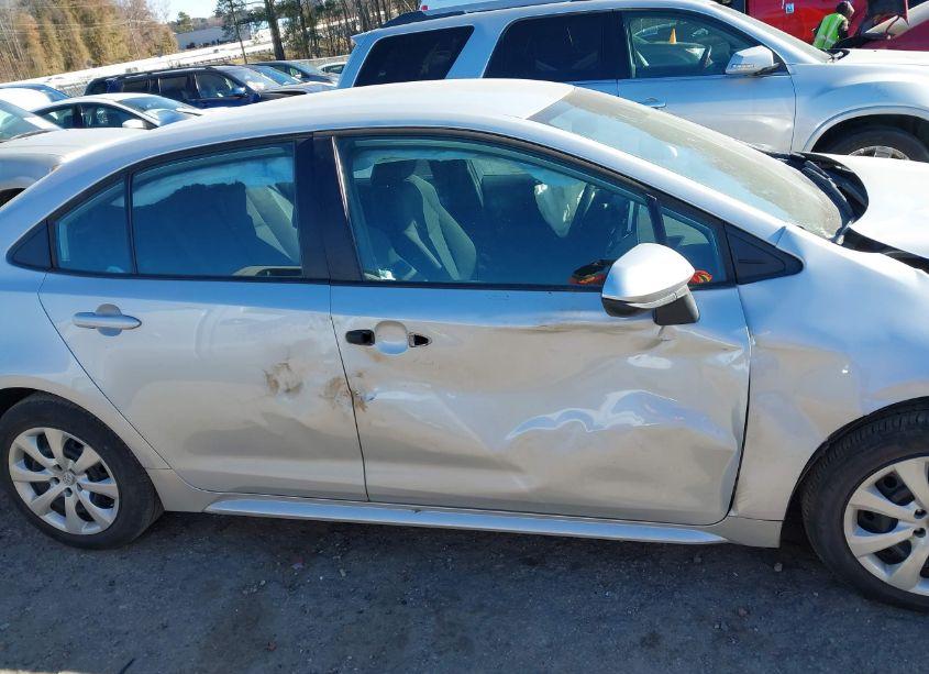 Photo 13 of 2021 Toyota Corolla LE (VIN 5YFEPMAE6MP269814)