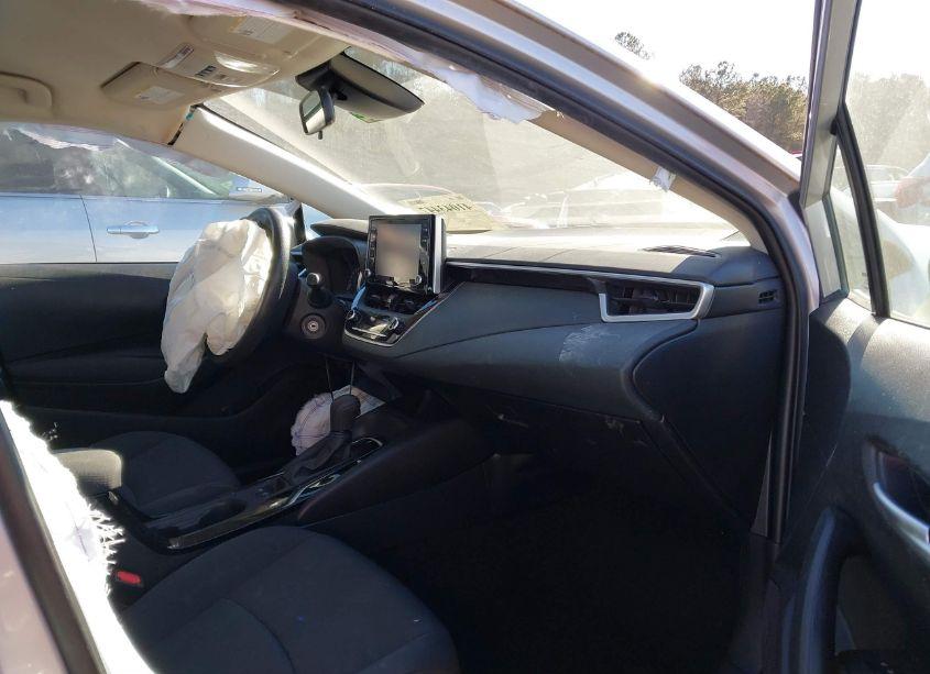 Photo 5 of 2021 Toyota Corolla LE (VIN 5YFEPMAE6MP269814)