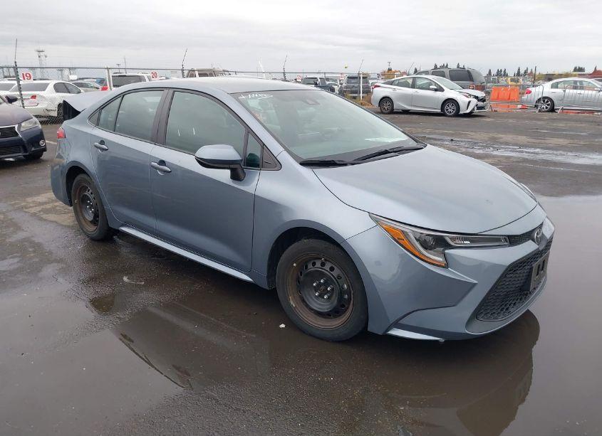 2022 Toyota Corolla LE (VIN 5YFEPMAE6NP279874) main photo