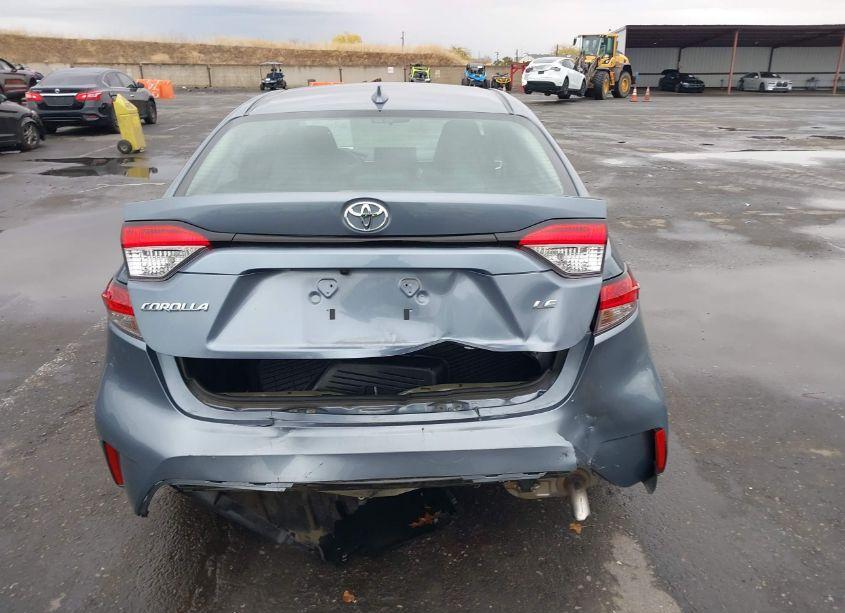 Photo 6 of 2022 Toyota Corolla LE (VIN 5YFEPMAE6NP279874)