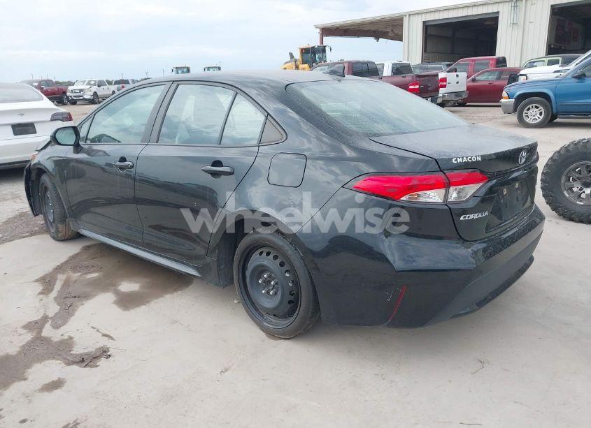 Photo 3 of 2022 Toyota Corolla LE (VIN 5YFEPMAE6NP282094)