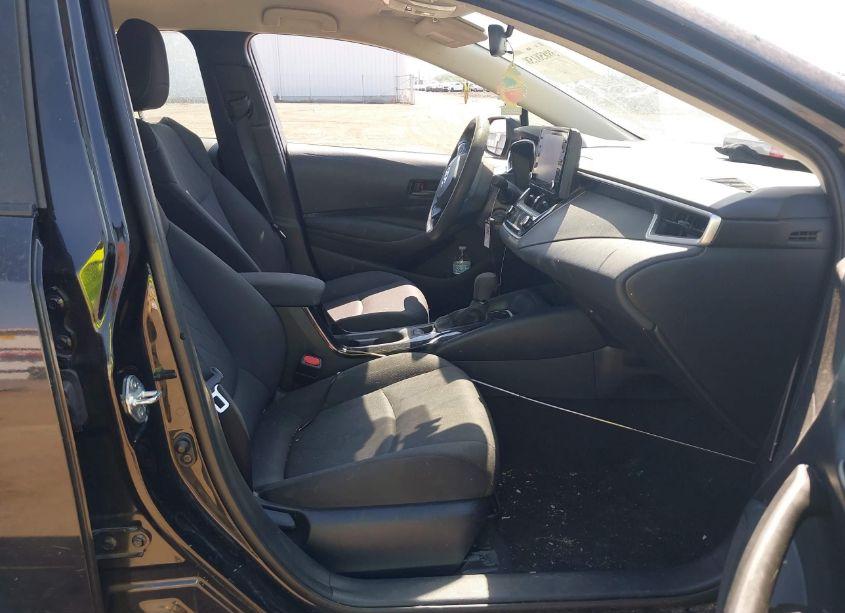 Photo 5 of 2022 Toyota Corolla LE (VIN 5YFEPMAE6NP285383)