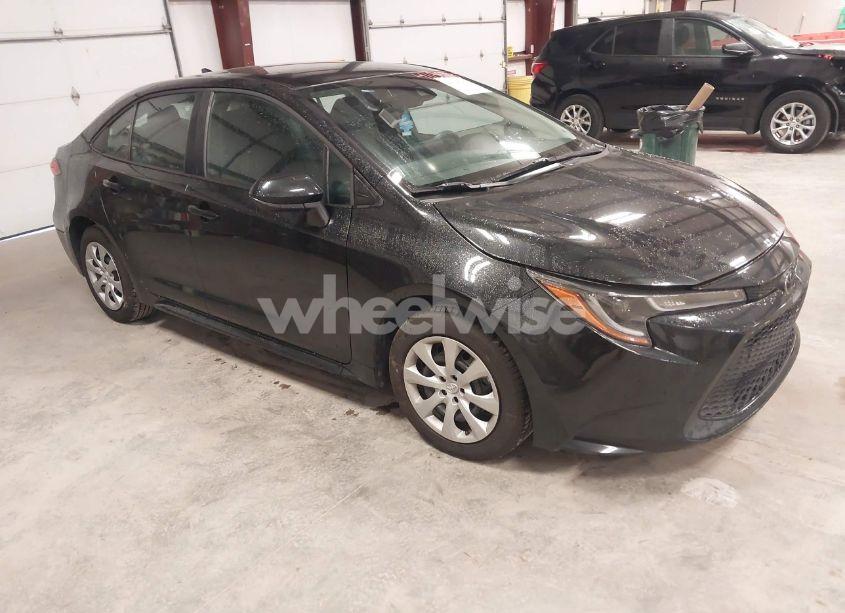 2022 Toyota Corolla LE (VIN 5YFEPMAE6NP290387) main photo