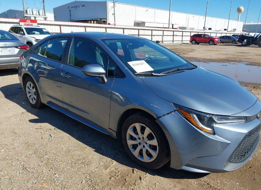 Photo 13 of 2022 Toyota Corolla LE (VIN 5YFEPMAE6NP297727)