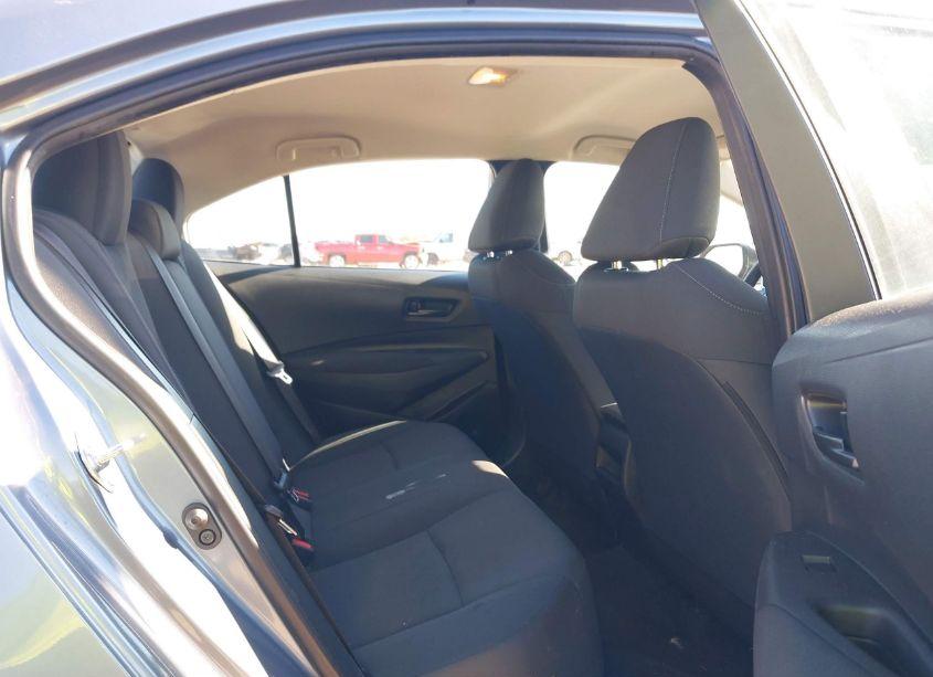 Photo 8 of 2022 Toyota Corolla LE (VIN 5YFEPMAE6NP297727)