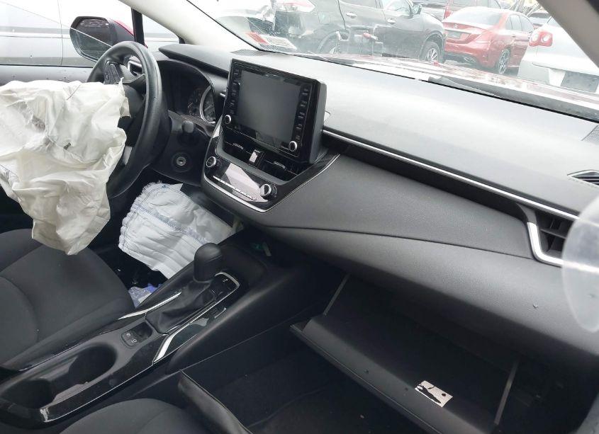 Photo 5 of 2022 Toyota Corolla LE (VIN 5YFEPMAE6NP299414)