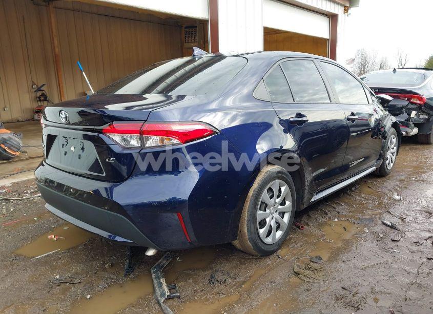 Photo 4 of 2022 Toyota Corolla LE (VIN 5YFEPMAE6NP300657)