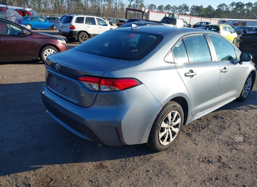 Photo 4 of 2022 Toyota Corolla LE (VIN 5YFEPMAE6NP305907)