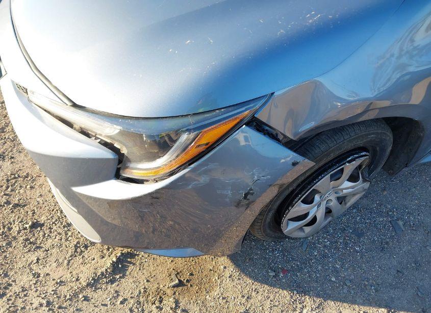 Photo 6 of 2022 Toyota Corolla LE (VIN 5YFEPMAE6NP305907)