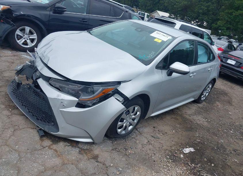 Photo 2 of 2022 Toyota Corolla LE (VIN 5YFEPMAE6NP309262)