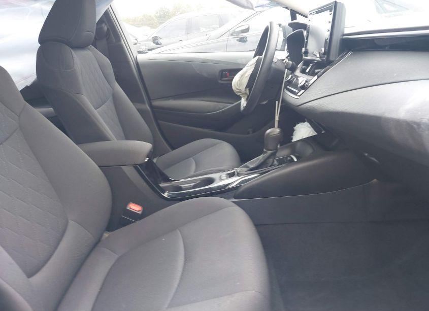 Photo 5 of 2022 Toyota Corolla LE (VIN 5YFEPMAE6NP309262)