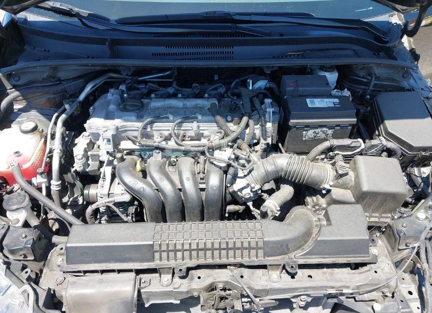 Photo 10 of 2022 Toyota Corolla LE (VIN 5YFEPMAE6NP327387)