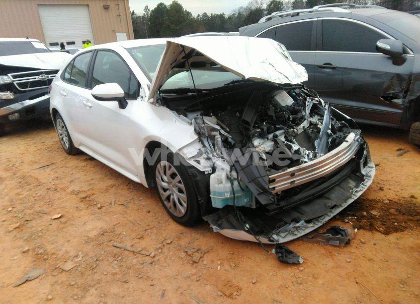 2022 Toyota Corolla LE (VIN 5YFEPMAE6NP332623) main photo