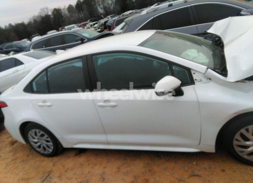 Photo 14 of 2022 Toyota Corolla LE (VIN 5YFEPMAE6NP332623)