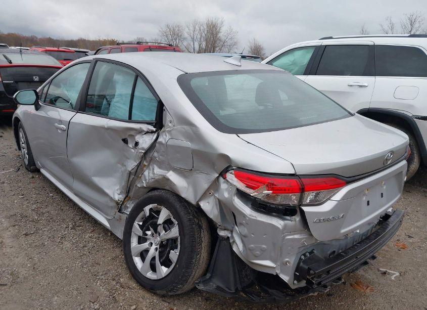 Photo 3 of 2022 Toyota Corolla LE (VIN 5YFEPMAE6NP345114)