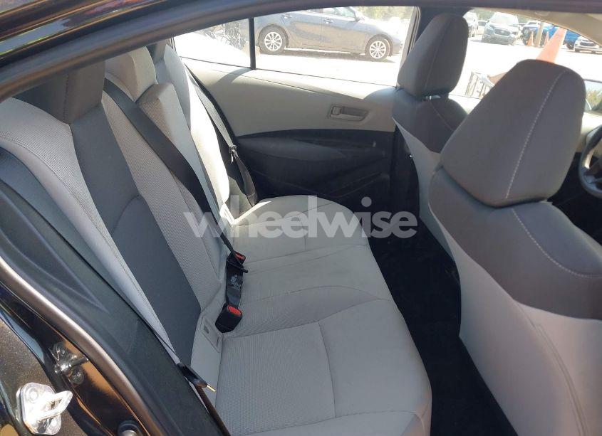 Photo 8 of 2022 Toyota Corolla LE (VIN 5YFEPMAE6NP360972)