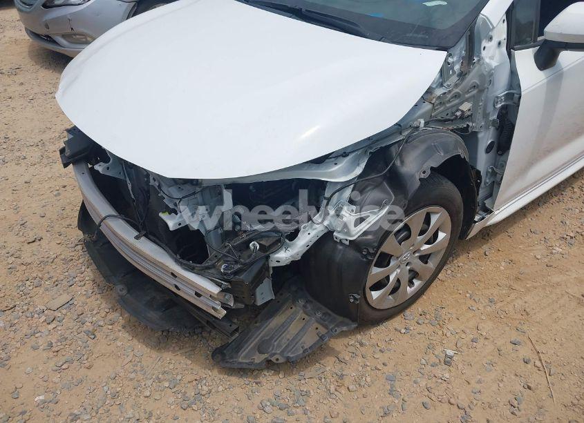 Photo 18 of 2022 Toyota Corolla LE (VIN 5YFEPMAE6NP371549)