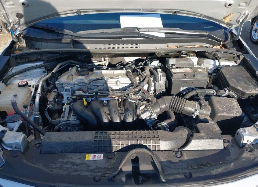 Photo 10 of 2022 Toyota Corolla LE (VIN 5YFEPMAE6NP372426)