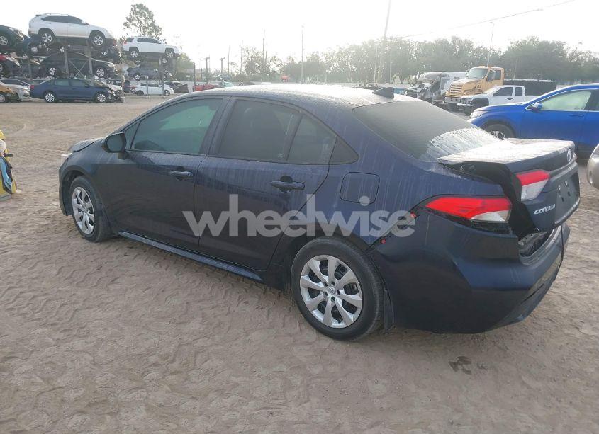 Photo 3 of 2022 Toyota Corolla LE (VIN 5YFEPMAE6NP375455)