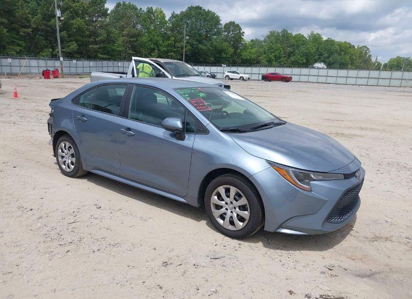 2021 Toyota Corolla LE (VIN 5YFEPMAE7MP168796) main photo