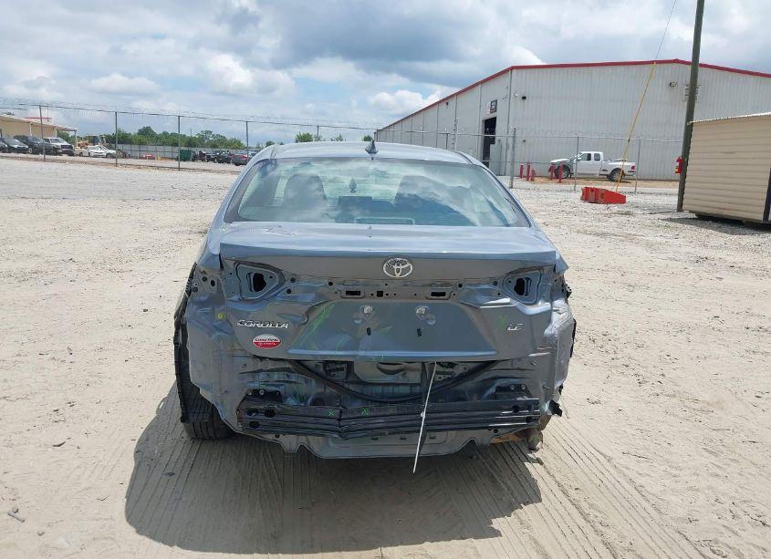 Photo 6 of 2021 Toyota Corolla LE (VIN 5YFEPMAE7MP168796)