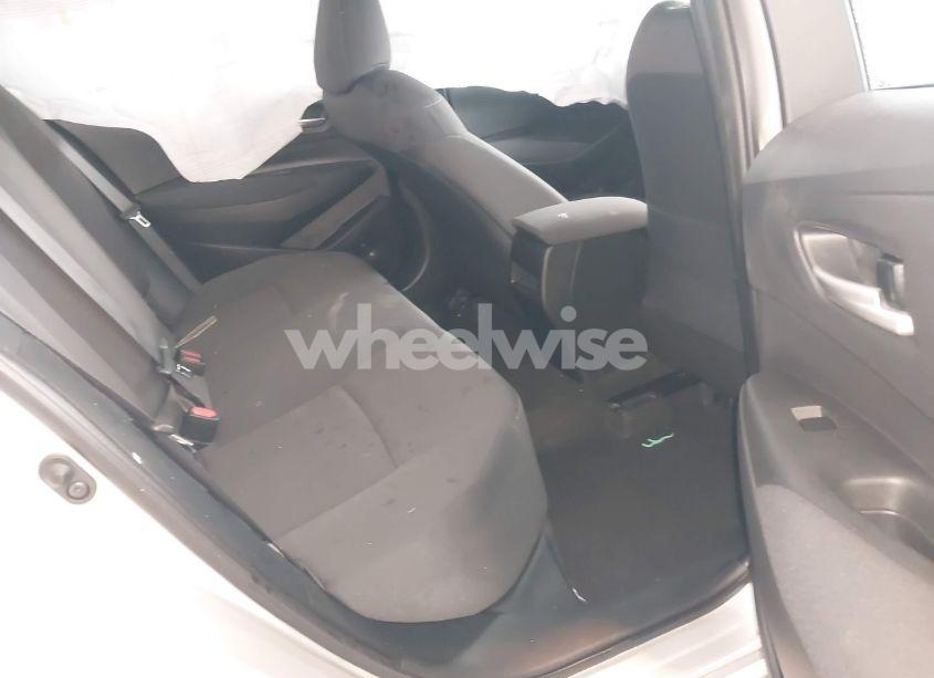 Photo 8 of 2021 Toyota Corolla LE (VIN 5YFEPMAE7MP168989)