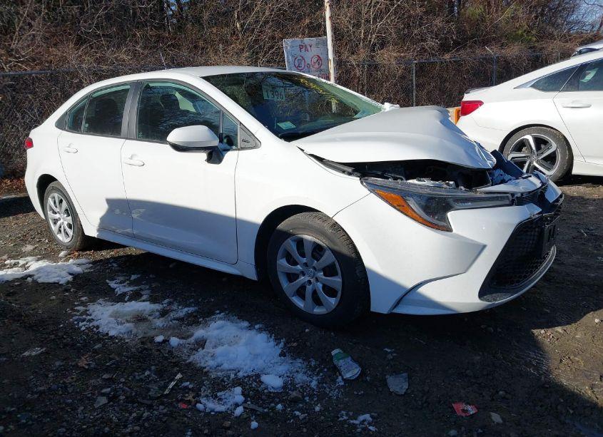 2021 Toyota Corolla LE (VIN 5YFEPMAE7MP176607) main photo
