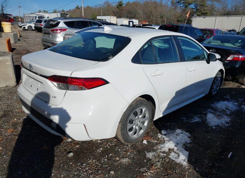 Photo 4 of 2021 Toyota Corolla LE (VIN 5YFEPMAE7MP176607)