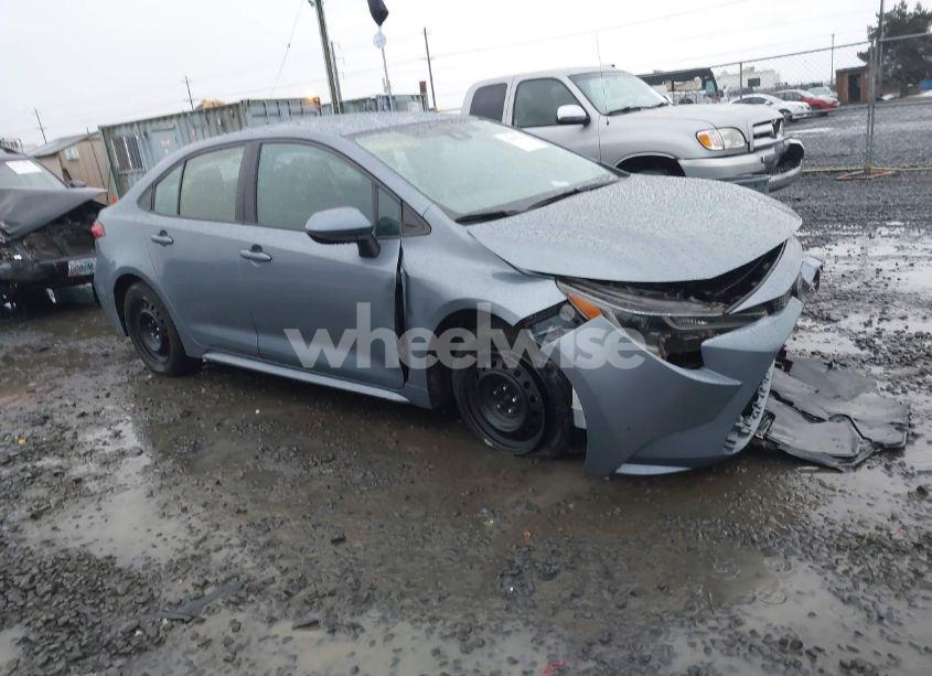 2021 Toyota Corolla LE (VIN 5YFEPMAE7MP185758) main photo