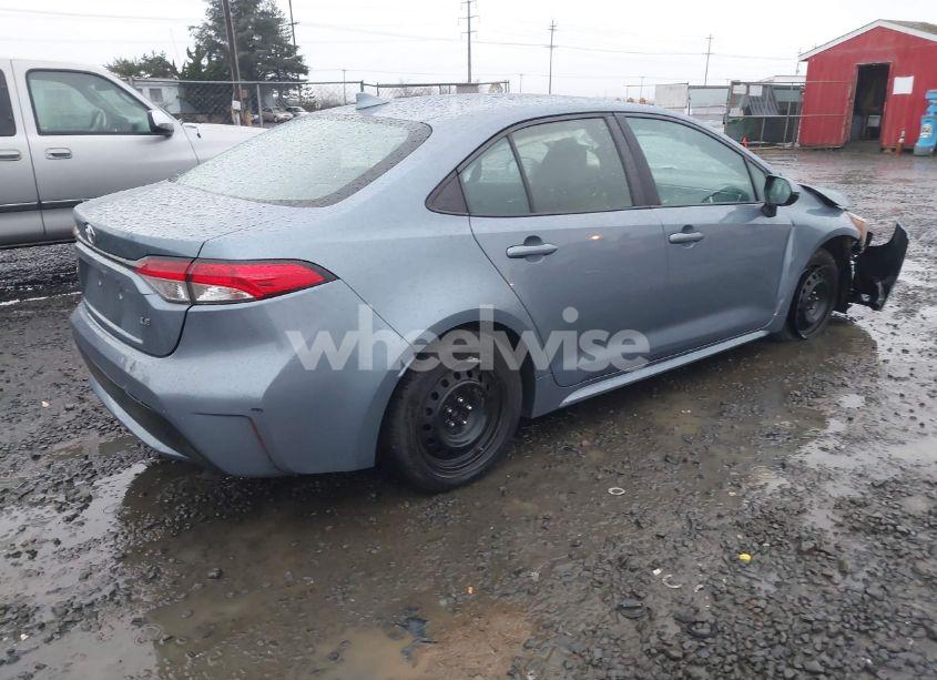Photo 4 of 2021 Toyota Corolla LE (VIN 5YFEPMAE7MP185758)