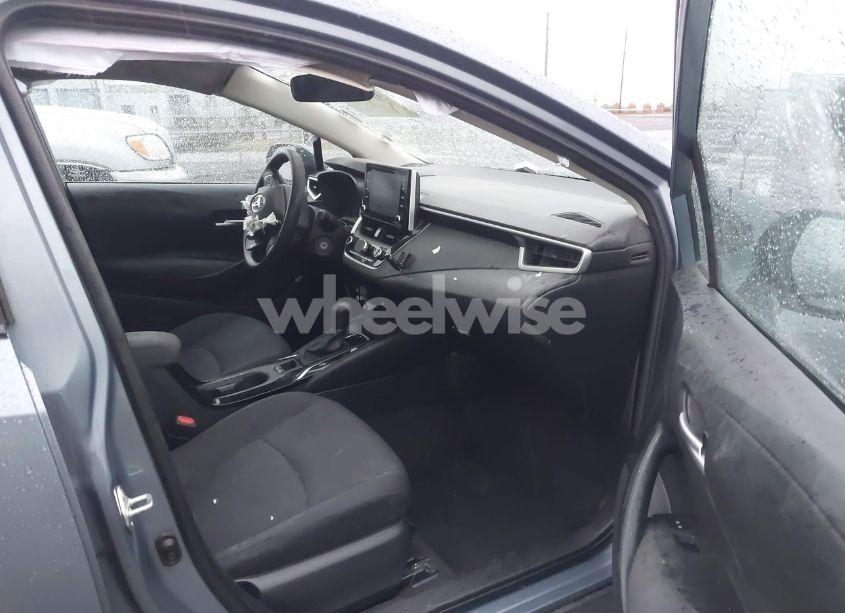 Photo 5 of 2021 Toyota Corolla LE (VIN 5YFEPMAE7MP185758)