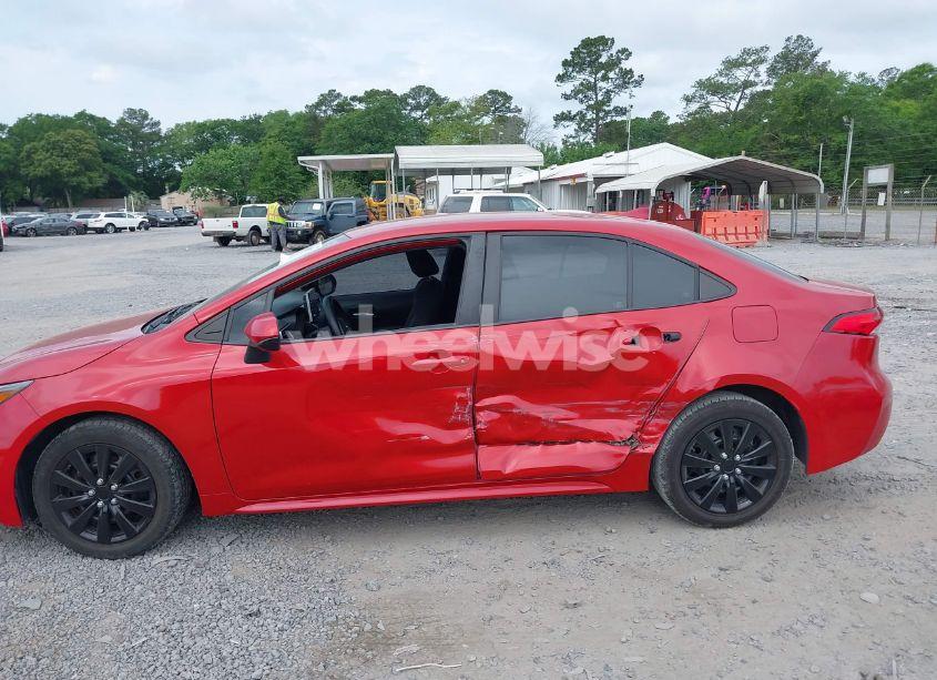 Photo 14 of 2021 Toyota Corolla LE (VIN 5YFEPMAE7MP189714)