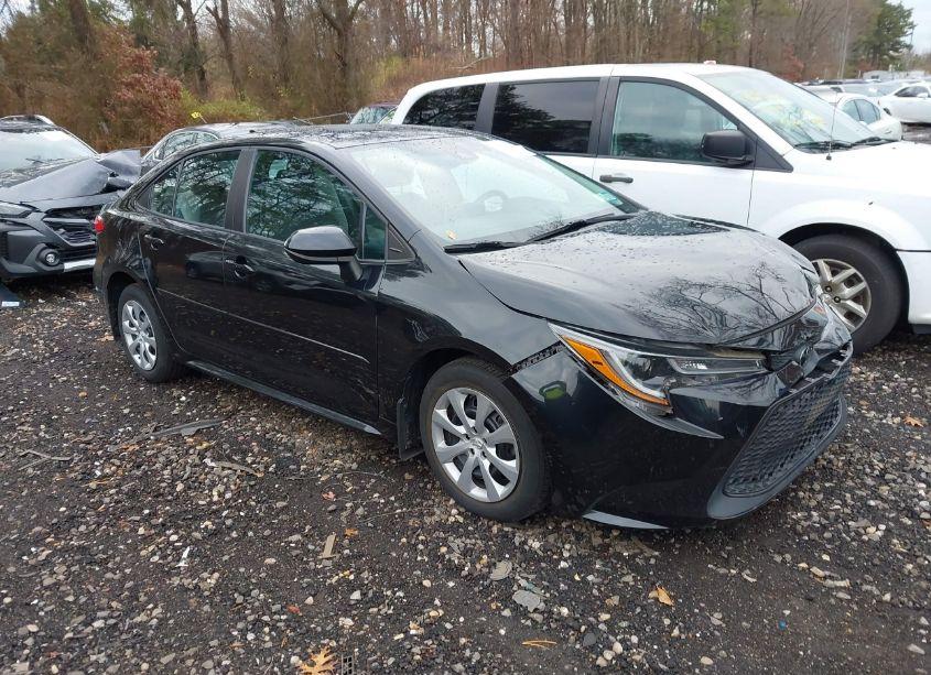 2021 Toyota Corolla LE (VIN 5YFEPMAE7MP199692) main photo