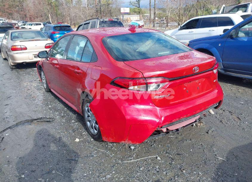 Photo 3 of 2021 Toyota Corolla LE (VIN 5YFEPMAE7MP211954)