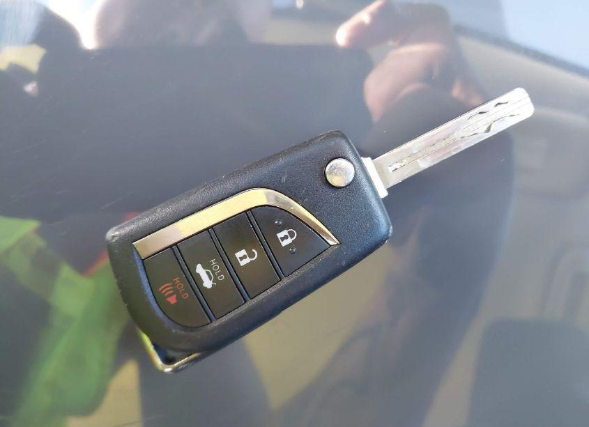 Photo 11 of 2021 Toyota Corolla LE (VIN 5YFEPMAE7MP222761)