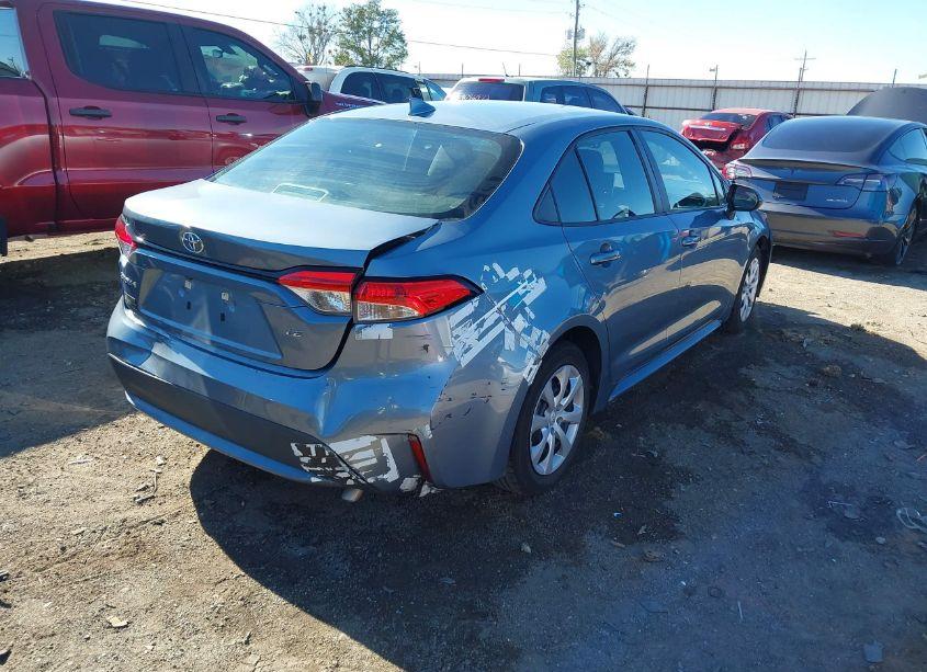 Photo 4 of 2021 Toyota Corolla LE (VIN 5YFEPMAE7MP222761)