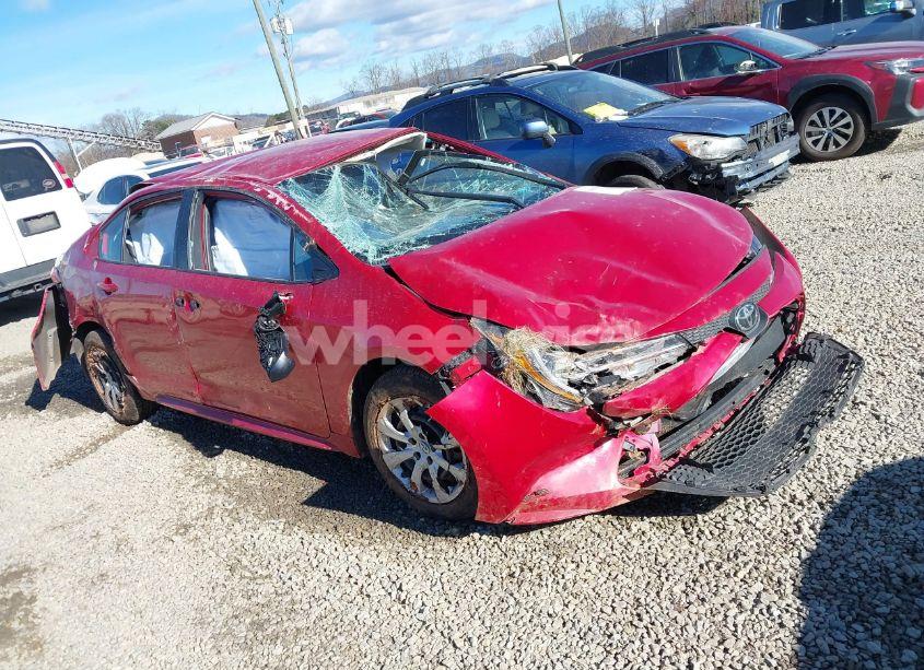 2021 Toyota Corolla LE (VIN 5YFEPMAE7MP231685) main photo