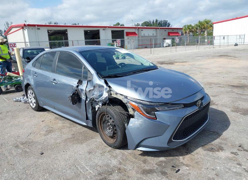 2021 Toyota Corolla LE (VIN 5YFEPMAE7MP234215) main photo