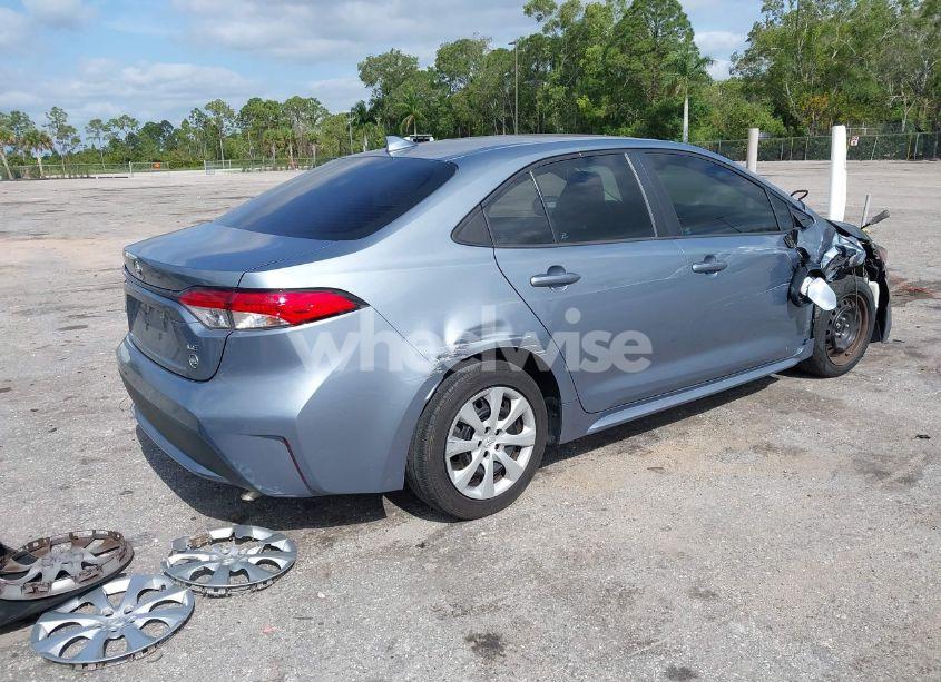 Photo 4 of 2021 Toyota Corolla LE (VIN 5YFEPMAE7MP234215)