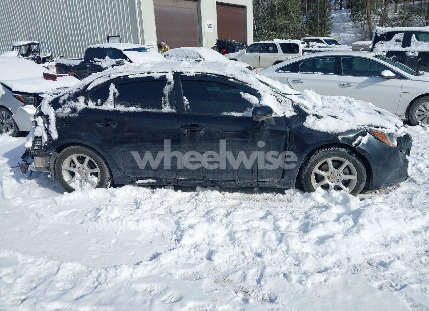 Photo 14 of 2021 Toyota Corolla LE (VIN 5YFEPMAE7MP256893)