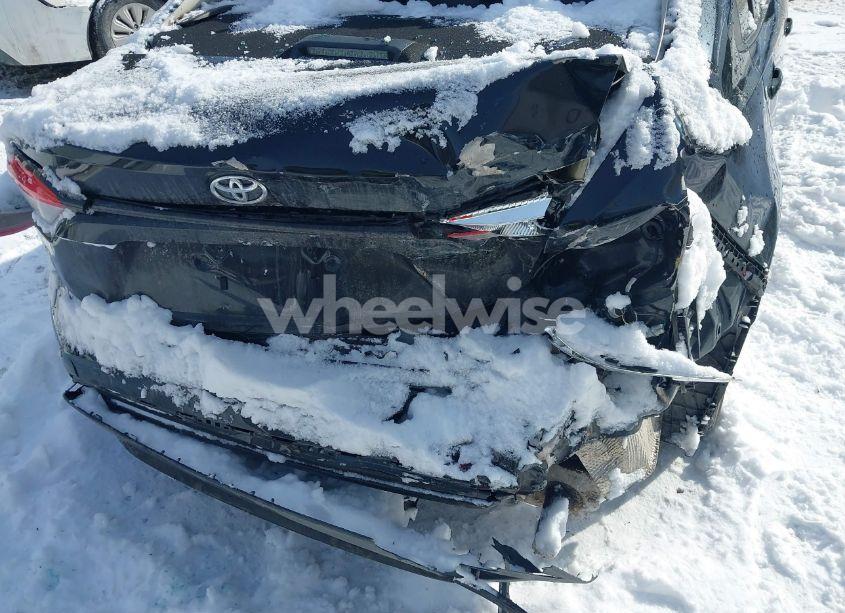 Photo 6 of 2021 Toyota Corolla LE (VIN 5YFEPMAE7MP256893)