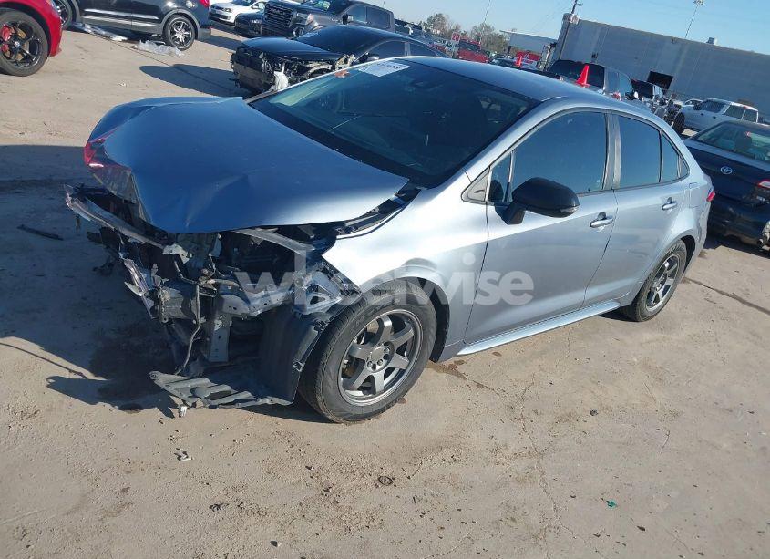 Photo 2 of 2021 Toyota Corolla LE (VIN 5YFEPMAE7MP261110)