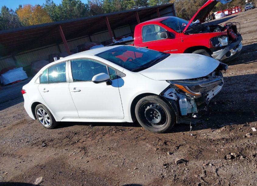 Photo 13 of 2021 Toyota Corolla LE (VIN 5YFEPMAE7MP269112)