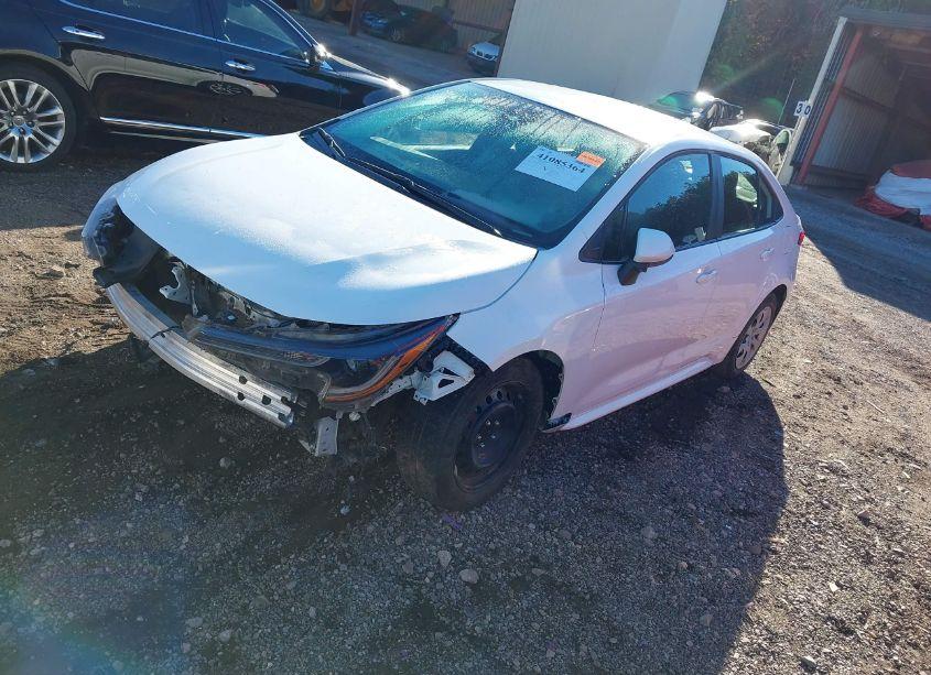 Photo 2 of 2021 Toyota Corolla LE (VIN 5YFEPMAE7MP269112)