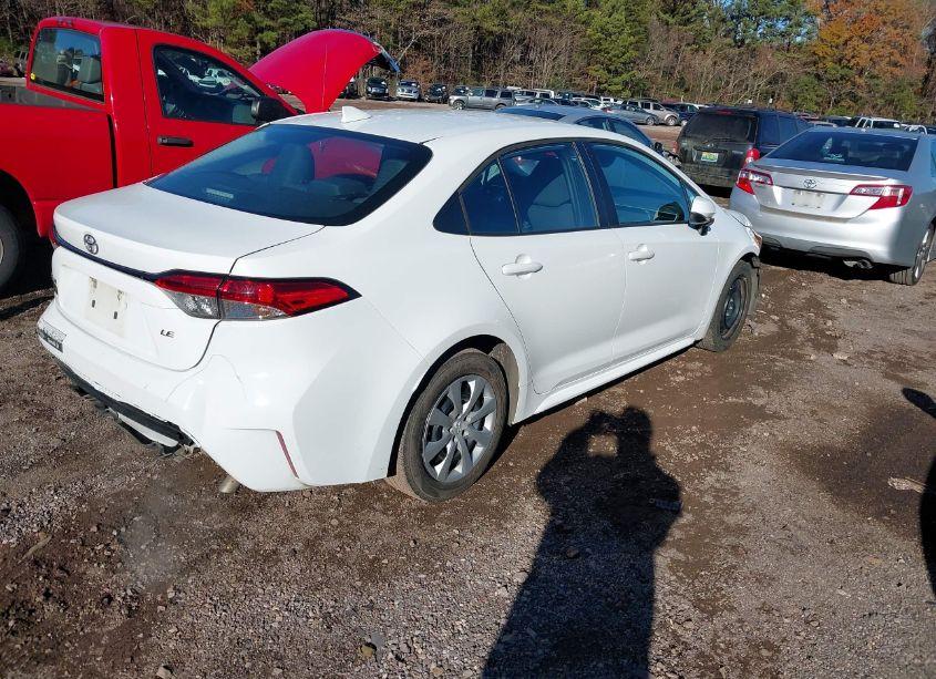 Photo 4 of 2021 Toyota Corolla LE (VIN 5YFEPMAE7MP269112)