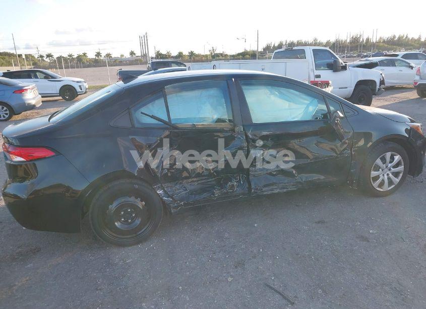 Photo 6 of 2021 Toyota Corolla LE (VIN 5YFEPMAE7MP269319)