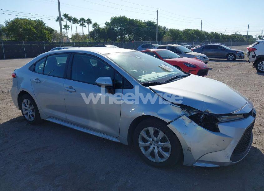 Photo 17 of 2022 Toyota Corolla LE (VIN 5YFEPMAE7NP274117)